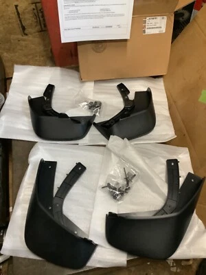 Chevrolet Trax 2024 protectores contra salpicaduras moldeados de fábrica 42769761 Foto 1 de 3