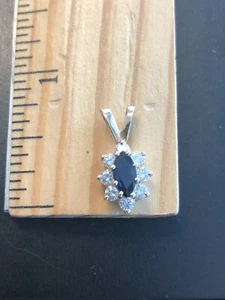 BEAUTIFUL LADIES 14k YELLOW GOLD 1 CTW BLUE SAPPHIRE & DIAMOND HALO PENDANT - Picture 1 of 7