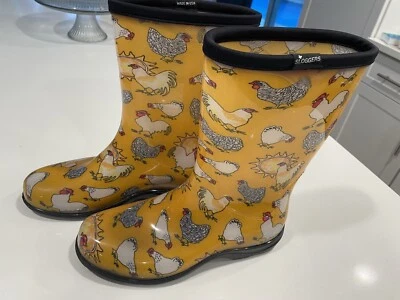 Botas de lluvia y jardín Sloggers para mujer EE. UU. 8 pollos amarillo narciso súper lindas 🐔 Foto 1 de 4