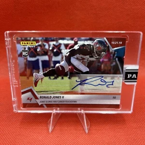 2018 Panini Instant NFL Premiere First Look /5 Ronald Jones II Rookie Auto RC - Picture 1 of 4