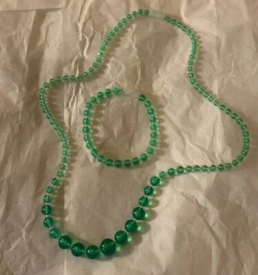 Pretty Pretty Princess Game Green Necklace & Bracelet Replacement Jewelry - Image 1 of 3