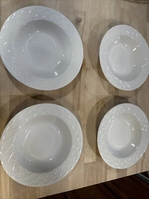 Oneida Picnic Sopa Ensalada Pasta Cuenco Juego De 4 Lavavajillas Microondas Apto De Colección Foto 1 de 3