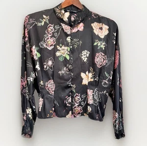 ZARA WOMAN FLORAL PRINT BLOUSE BLACK SATIN LOOK LACE NECKLINE - Picture 1 of 6