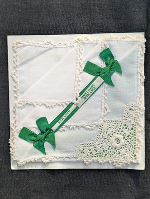 PAÑUELO DE COLECCIÓN NUEVO HECHO A MANO DE ENCAJE IRLANDÉS LINO IRLANDÉS CON BORDES DE ENCAJE NORTHRN IRLANDA Foto 1 de 4