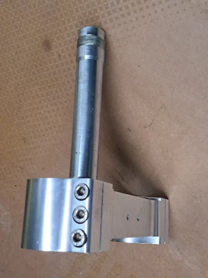 Abrazadera triple inferior IMA Billet Ducati Monster 2002-08 S4 S4R S4RS 750 800 1000 Foto 1 de 4