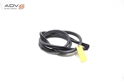 Toyota Venza 2021-2024 carrocería de puerta delantera izquierda sello de resistencia OEM Foto 1 de 4