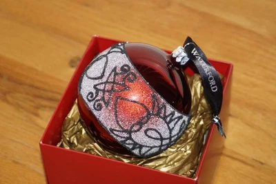 Bola de encaje Waterford Ornament Sable Foto 1 de 4