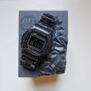 Mint CASIO G-SHOCK 40th Anniversary CARBON EDITION GCW-B5000UN-1JR watch - Picture 1 of 5