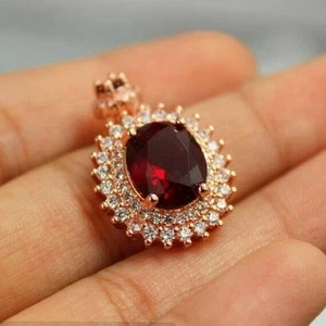 Colgante de granate rojo creado en laboratorio de corte ovalado de 2,50 quilates enchapado en oro rosa de 14 quilates cadena gratis - Imagen 1 de 8