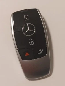 MERCEDES BENZ KEYFOB SMARTKEY MODEL IYZ-MS2 OEM. - Picture 1 of 2