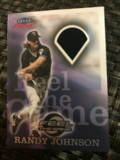 2000 FLEER FOCUS FEEL THE GAME RANDY JOHNSON GAME USED JERSEY RELIC CARD RARE