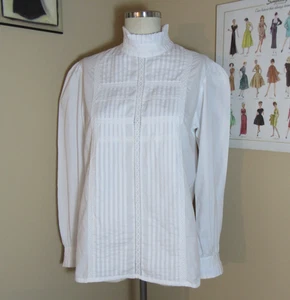 Women's Vintage Orvis White Back Button Shirt w/Ruffle and Embroidery Size 14 - Picture 1 of 6