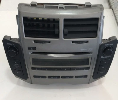 AUTORADIO PER TOYOTA Yaris Serie 86120-0D520 (05>08) - Immagine 1 di 4