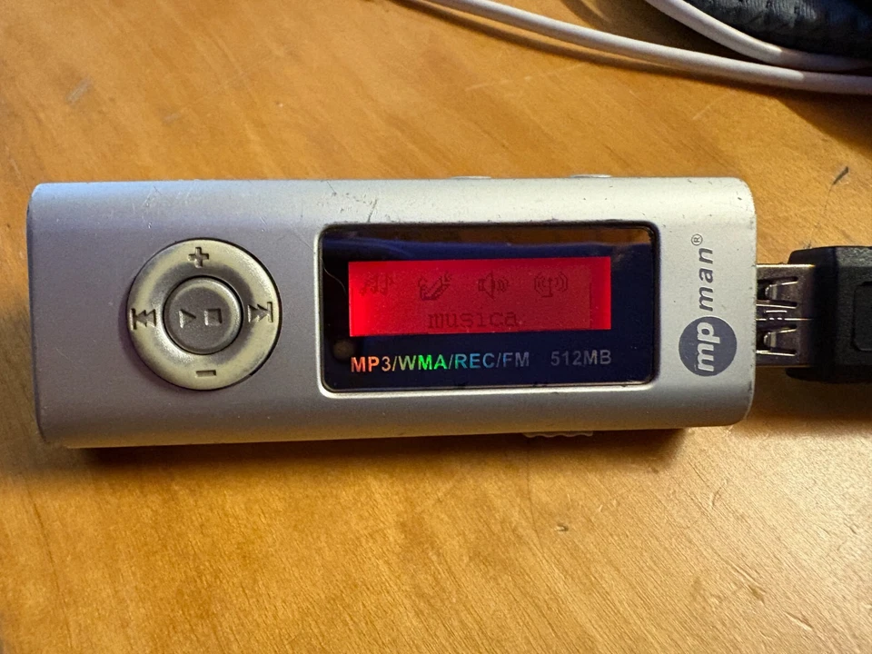Lettore MP3 MpMan da 512 MB non funzionante - Immagine 1 di 1