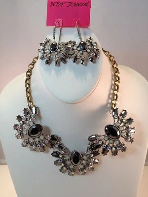 Juego de collar y pendientes Betsey Johnson Hollywood Glam nuevo con etiquetas $103 auténtico Foto 1 de 4