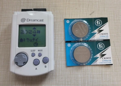 US SELLER-VMU + 2 BATTERIES Sega Dreamcast Visual Memory Unit HKT-7000 Japanese - Image 1 of 4