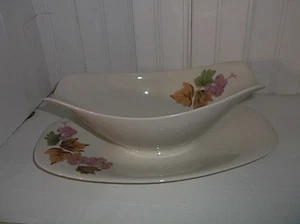 IROQUOIS China Fall Grapes GRAVY BOAT w/ Attaced Under Plate - Picture 1 of 5