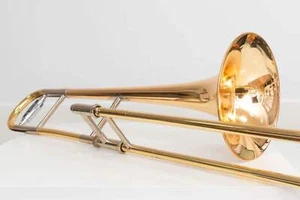 Yamaha YSL-683G Trombone Tenore Modello Professionale Medium Bore - Bild 1 von 17