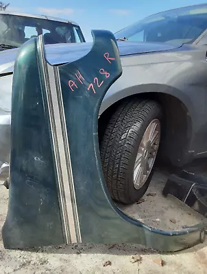 1992–1996 FORD VAN E150 PARA-LAMA DIANTEIRO DIREITO DO LADO DO PASSAGEIRO FABRICANTE DE EQUIPAMENTO ORIGINAL, 110-02168R - Imagem 1 de 4