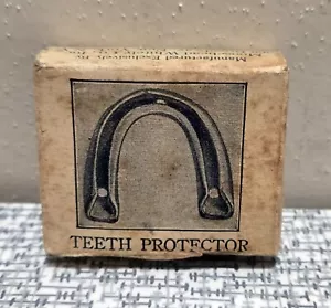 Vtg Moosehead Whitely Co Rubber TEETH PROTECTOR Mouth Guard w/ Box Advertising - Picture 1 of 9