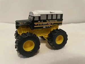 HOT WHEELS MONSTER JAM THE MONSTER BUS 1:43 Rev Tredz monster truck  - Picture 1 of 4