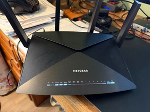 NETGEAR Nighthawk X10 7200 Mbps 7 Port Wireless AD Router (R9000-100NAS) - Picture 1 of 2