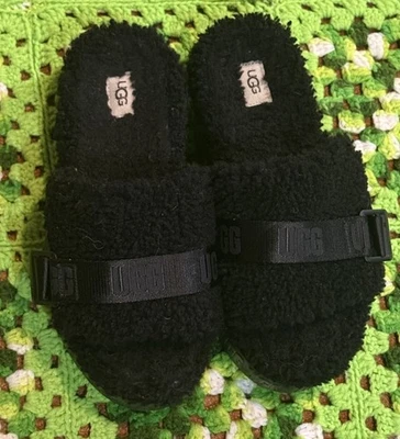 UGG Fluffita Women’s Size 9 Slides Black Sheepskin Platform Sandals Retro Used - Image 1 of 4