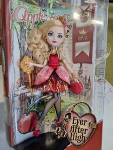 Ever After High APPLE WHITE 2013 neu und ungeöffnete Verpackung - Bild 1 von 3