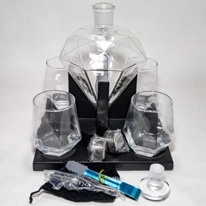Whisiskey - Decanter per Whiskey a Forma di Diamante, idea regalo uomo - Foto 1 di 10