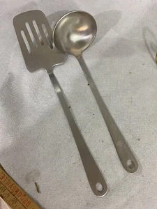 The Frugal Gourmet Set Edelstahl große Schöpfkelle & Spatel Kochgeschirr Utensil - Bild 1 von 6