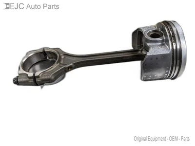 Стандартный поршень и соединительный шток от 2011 Honda CR-Z 1.5 - Изображение 1 из 4