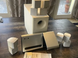 BOSE Heimkino Lifestyle 12, 5+1 inkl. Musiccenter 5 und Fernbedienung - Bild 1 von 4