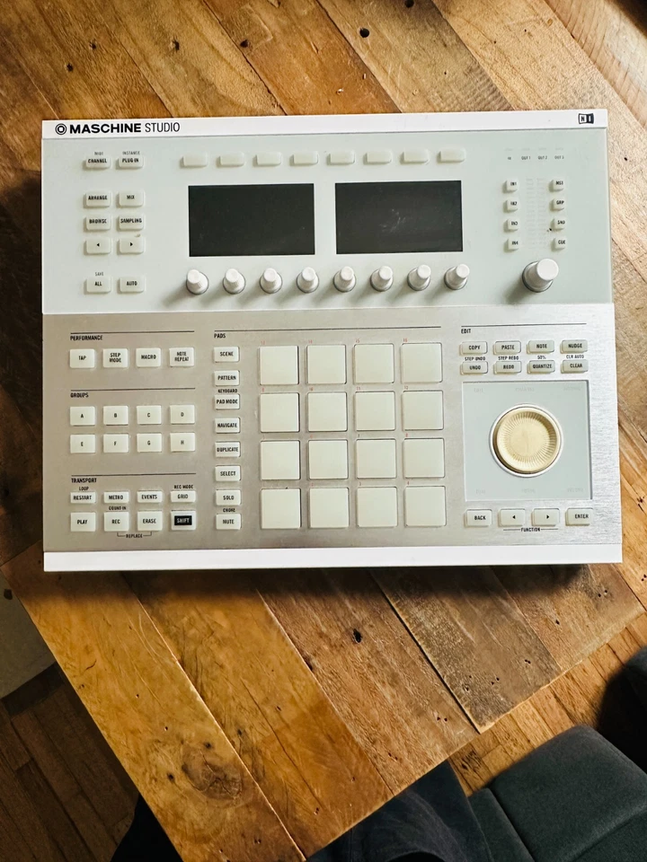 Instrumentos nativos Maschinen Studio - Branco - Imagem 1 de 1