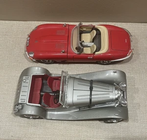 Two Diecast Burago Model Cars 1:18 1937 Jaguar SS 100 and 1961 Jaguar E - Picture 1 of 12