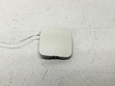 14-17 INFINITI Q50 PARACHOQUES TRASERO GANCHO REMOLQUE OJO TAPA BLANCO QAB, LOTE OEM3432 Foto 1 de 4