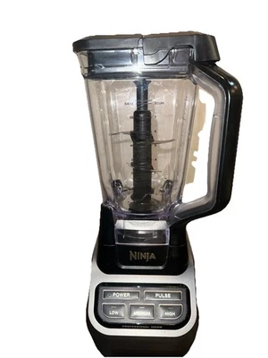 Licuadora profesional Ninja 1000 W BL610 encimera 64 OZ jarra multivelocidad Foto 1 de 4