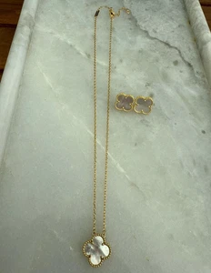 Set collana e orecchini quadrifoglio placcato oro gioielli moda disegno madreperla - Foto 1 di 5