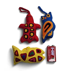 3 adornos navideños de tela de arte popular de felpa KUNA MOLA de colección peces búho tortuga - Imagen 1 de 2