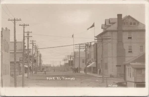 RPPC Timmins Ontario Canadá Street Scene on Pine Street 1915 ¡¡BONITO!!! - Imagen 1 de 2