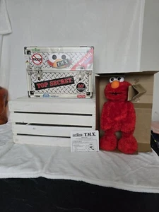 TMX Tickle Me Elmo 10th Anniversary Spielzeug - gebraucht mit Box - funktioniert aber hat einen kurzen - Bild 1 von 5