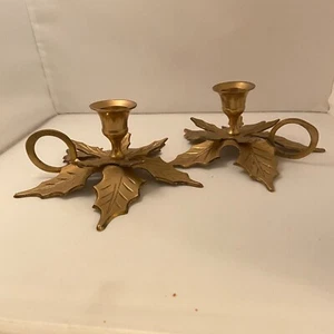 #8164 PAIR BRASS CANDLE HOLDERS HOLY LEAF MOTIF MADE IN INDIA - Picture 1 of 5
