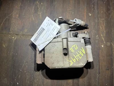 Б/у суппорт заднего правого дискового тормоза подходит: 2014 Dodge Dart задний правый класс A - Изображение 1 из 4