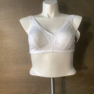 Naturana Womens Size 40E (40DD) Soft Cup Bra White NEW NWT - Picture 1 of 7