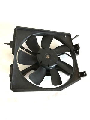 2000 - 2003 MAZDA PROTEGE Engine Radiator Coolant Fan w/ Shroud 2.0L OEM - Image 1 of 4