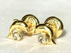 18k solid real gold Dolphins Earrings screw back - Picture 1 of 8