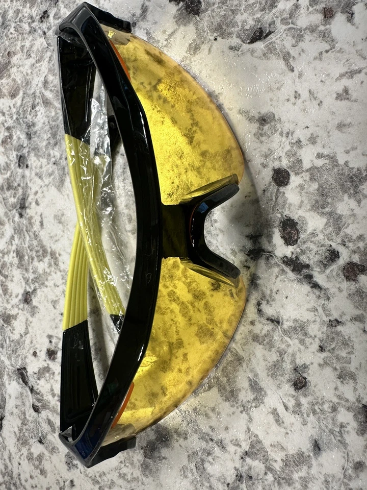 Lote de 5 gafas de sol amarillas Foto 1 de 1