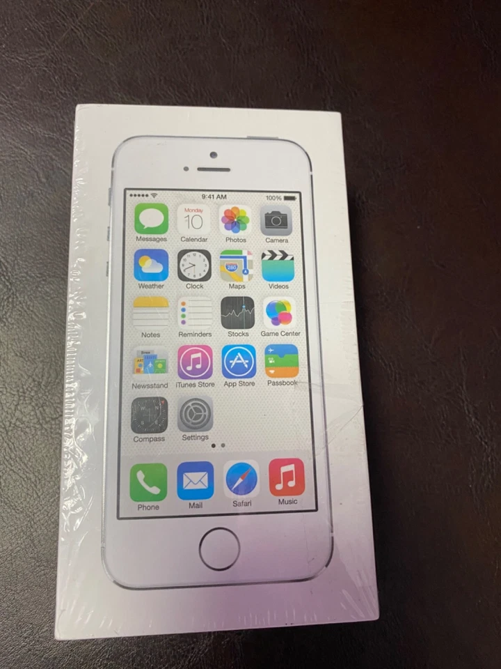 Apple iPhone 5s - 16 GB - Silver (Unlocked)