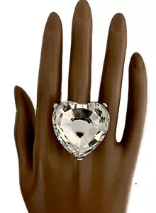 Anello cocktail elastico cuore cristallo trasparente incolore goccia 1,3/8" bigiotteria costume - Foto 1 di 3