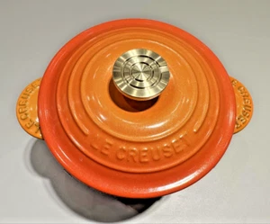 Le Creuset 100th Anniversary Cocotte Every 20 Flamme Doree Crucible Gold w/ Box - Picture 1 of 3