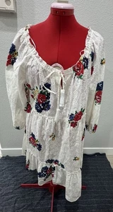 Abito copricostume Tory Burch ricamato inglese rosa tè fiori beachcore, costiero - Foto 1 di 10